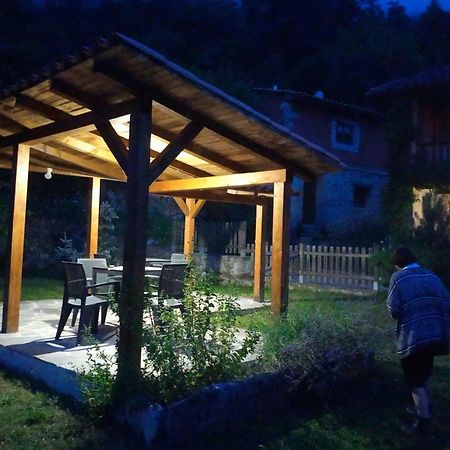 Hotel Rural Llerau Ponga Dış mekan fotoğraf