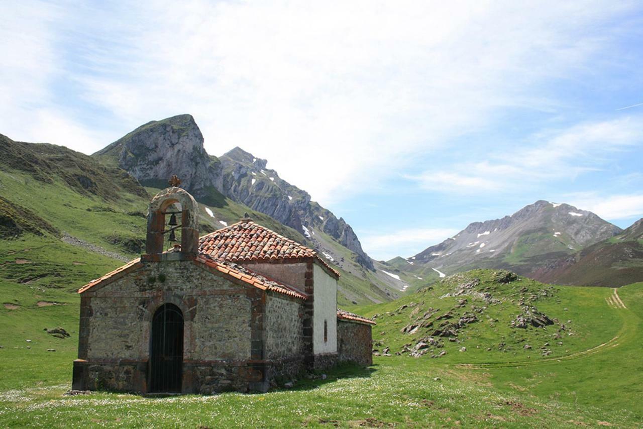 Hotel Rural Llerau Ponga Dış mekan fotoğraf