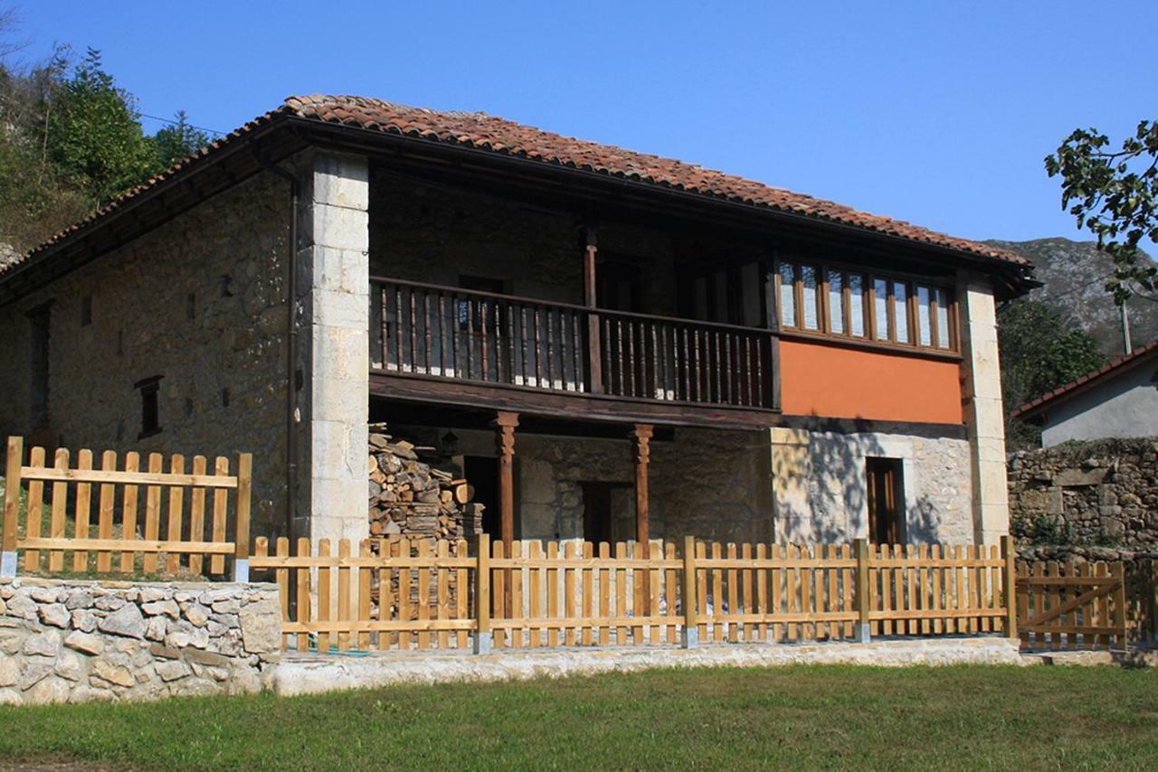 Hotel Rural Llerau Ponga Dış mekan fotoğraf