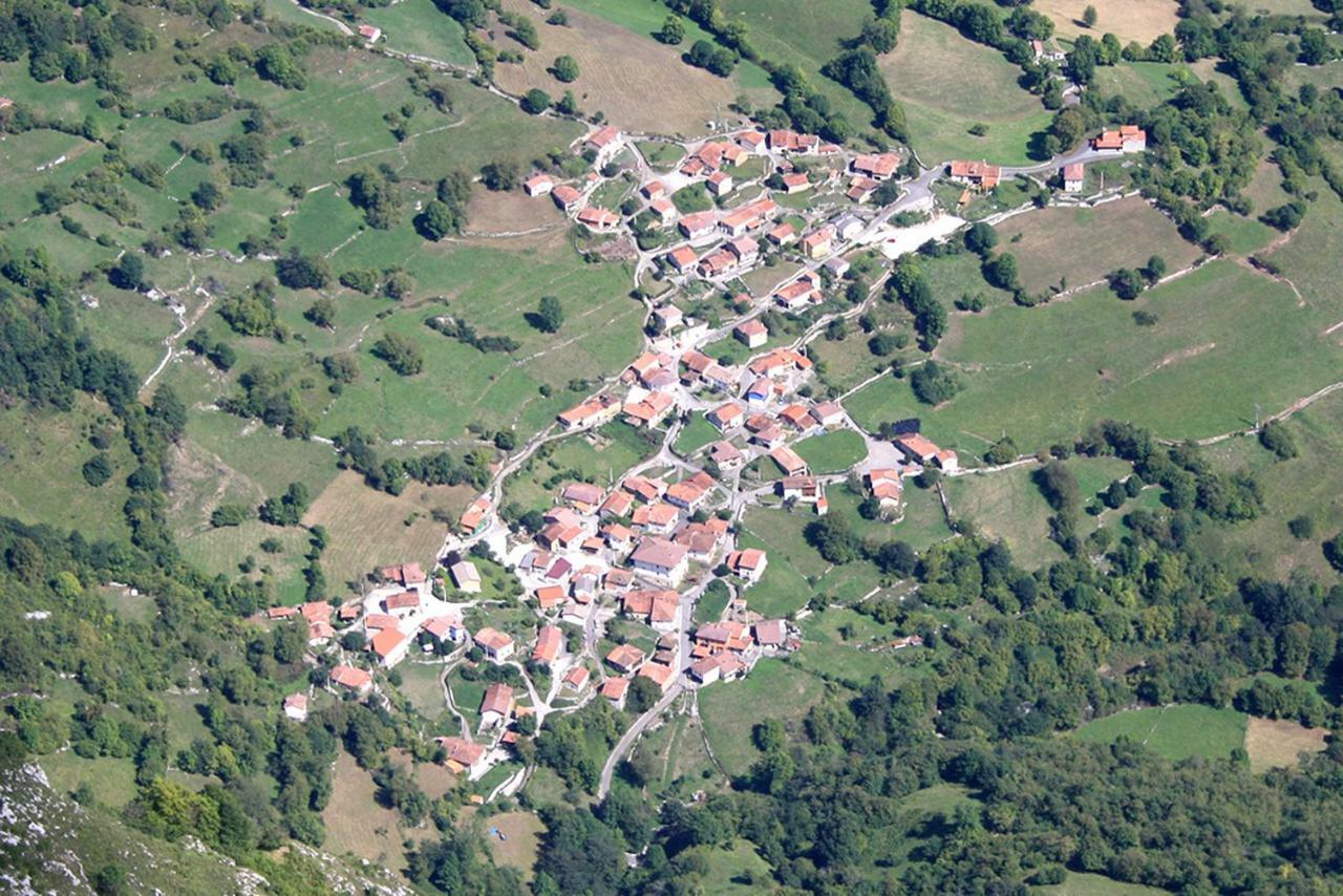 Hotel Rural Llerau Ponga Dış mekan fotoğraf